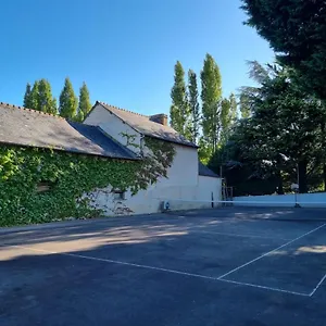 https://longere-independante-avec-terrain-de-tennis-prive.inbrittany.com