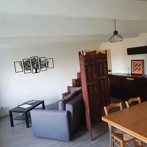 https://logement-spacieux-agrable-rnov-dans-une-longre.inbrittany.com